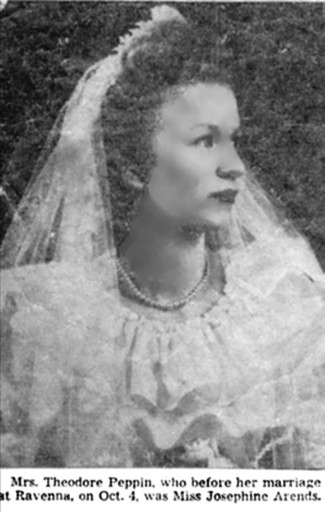 Arends-Josephine--MuskCWedding.jpg