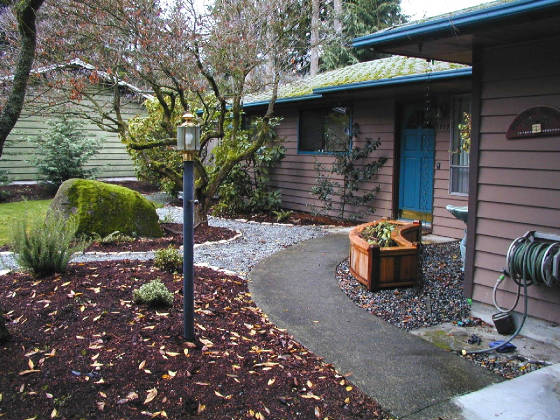 frontyard.jpg