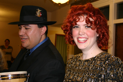 Alex & Kelly Alvarez as Desi Arnez & Lucille Ball