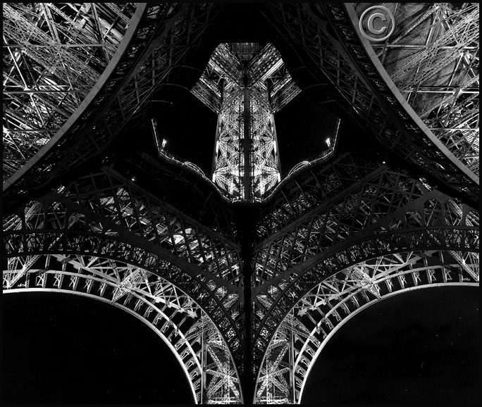 Eiffel Below 233.jpeg
