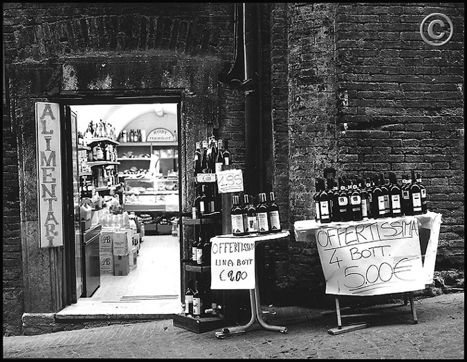 WineBottles042.jpeg