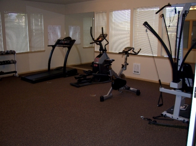 gym2Large.jpg