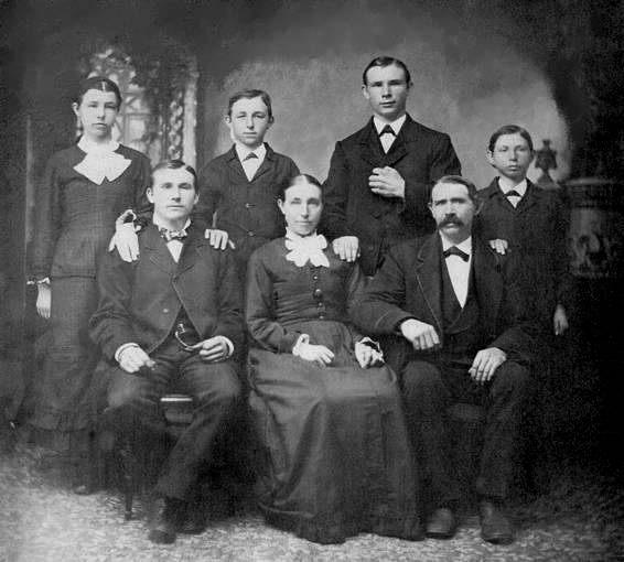 krueger-michaelfamily-louiseadolphgustavrudolphhermandorotheamichael11-25-1880.jpg