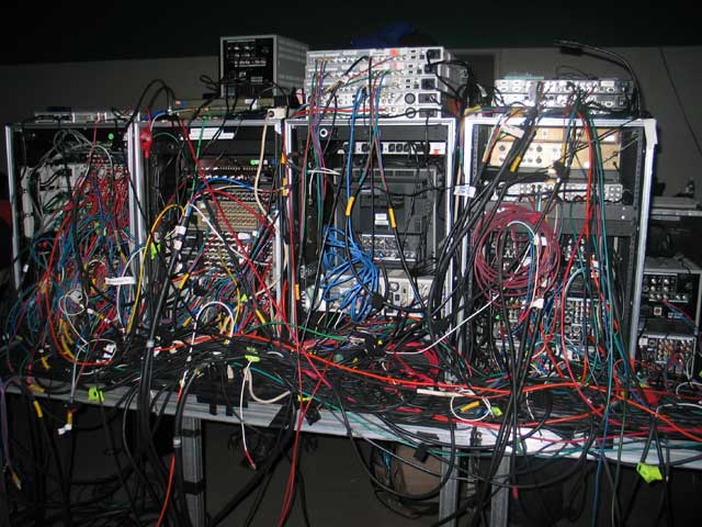 tr2rack_wiring.jpg