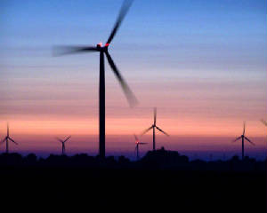 2007-08-11-Wind-Power-at-Su.jpg