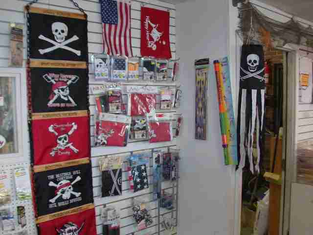 Piratedisplay001.JPG