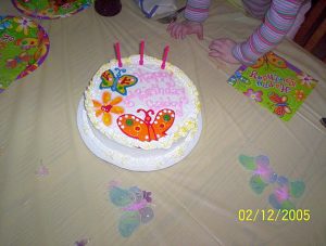 Gabbys_birthday_cake.jpg