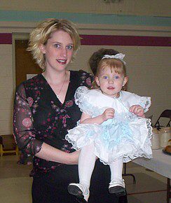 gabby_at_the_mother-daughter_banquet_-_may_2005_006.1.jpg