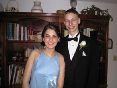 images/prom2001-5s.jpg