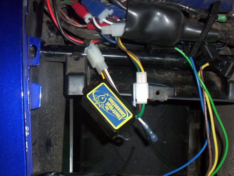 5plug_to_4_plug_adapter.jpg