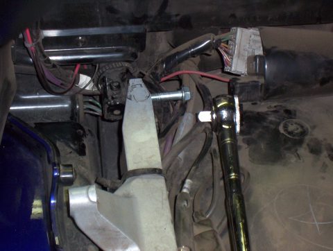 old_bolt_top_saddle_bag_subframe.jpg