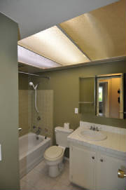 16826bath.jpg