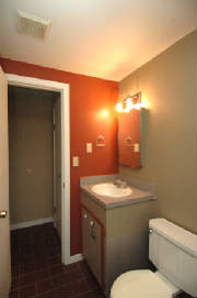 531-2Bath.jpg