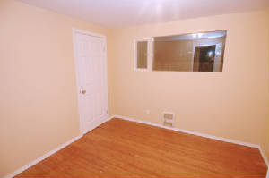 6inch-525-1bedroom.jpg