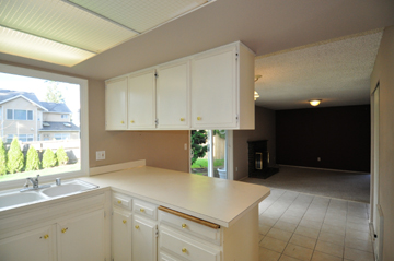 16826kitchentofamily.jpg
