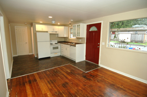 4inchkitchen529.2.jpg