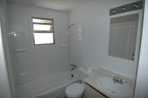 5252bath.jpg