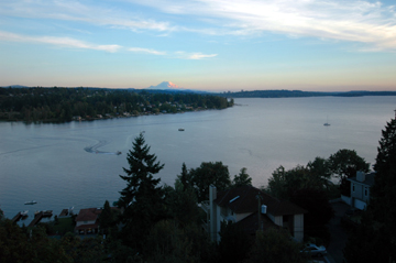 8907lakeview.jpg