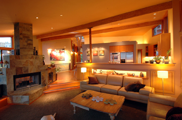 8907uwholehouse.jpg