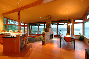 8907uwholehouseandview.jpg