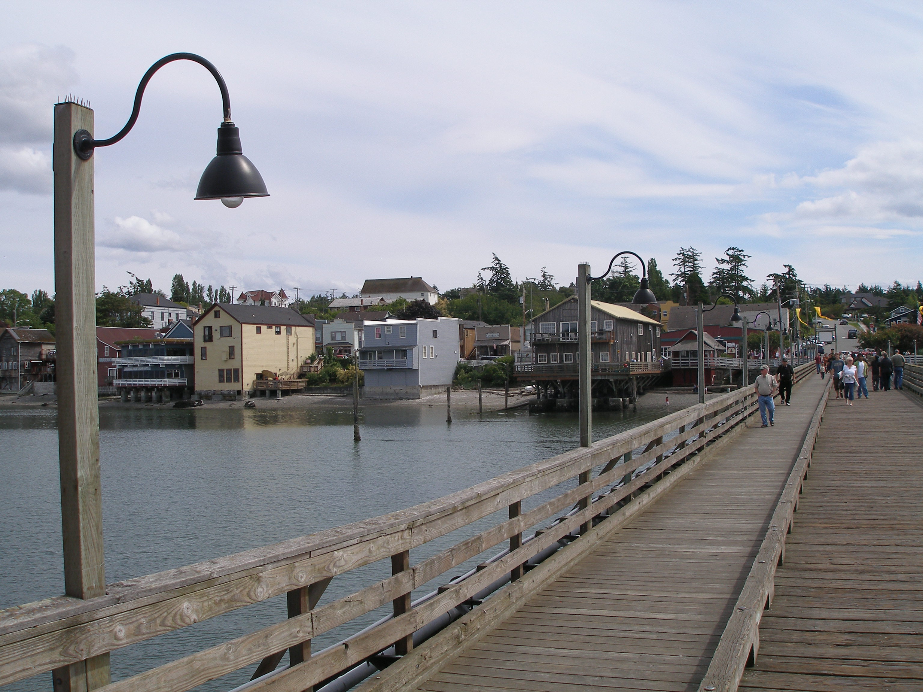 wharftowardtown.JPG
