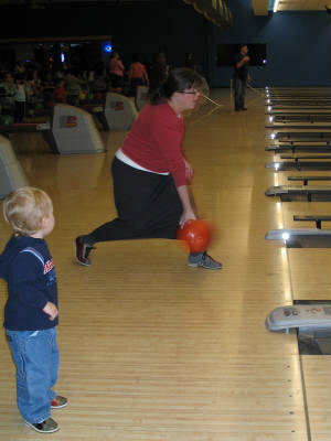 c3_bowling_stef_reeves.jpg