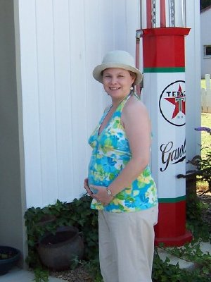 Amy at around 19 weeks in Hickory.jpg