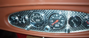 Panel in dash