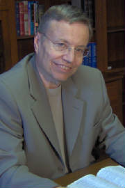 Picture of Pastor Poeppelmeyer.jpg