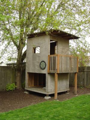 Playhouse in backyard, April 2007