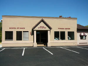 buildingpic.jpg